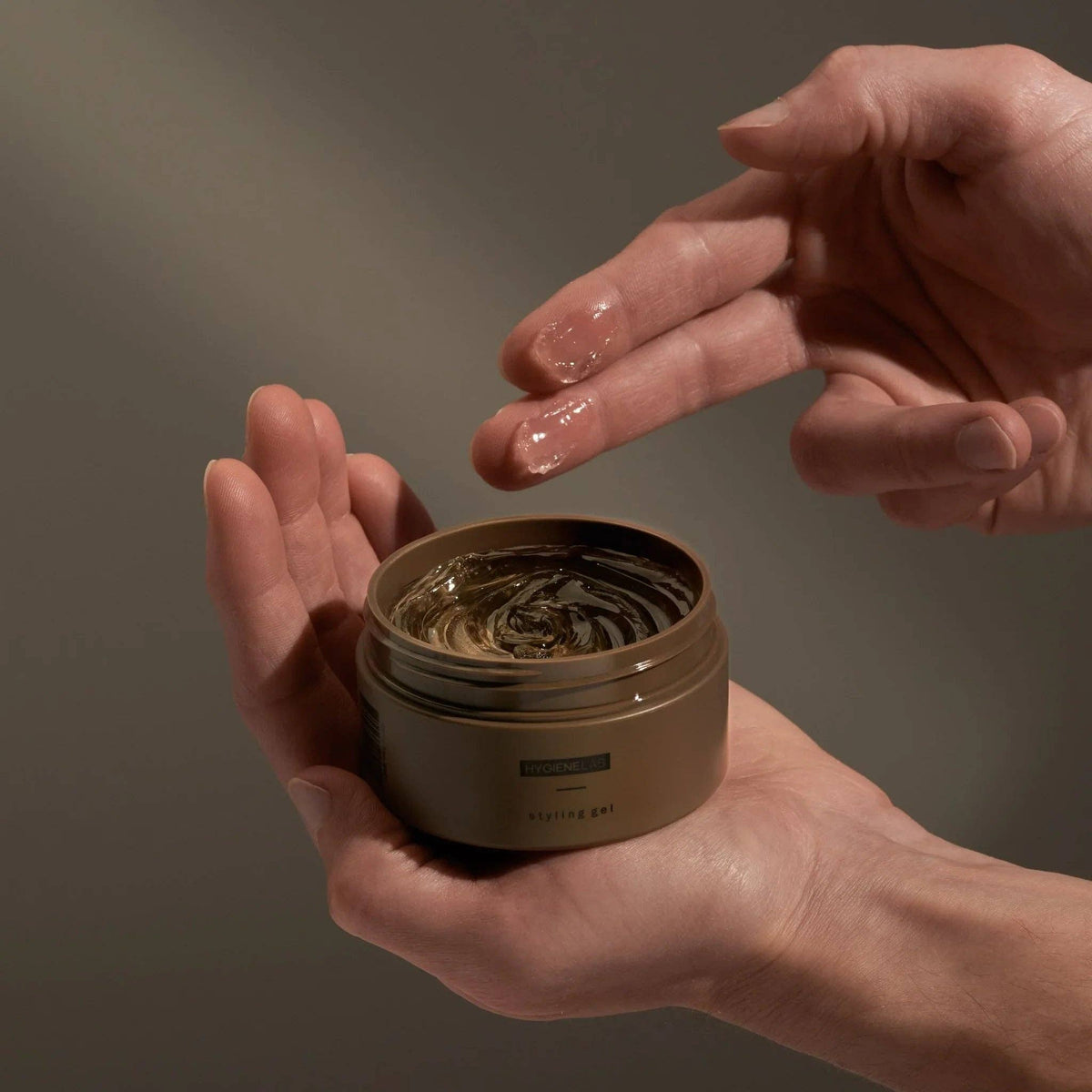 Styling Gel: Cedar Drift (New)